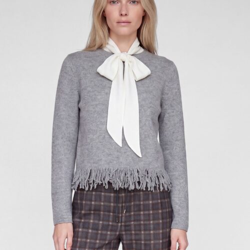 Jersey gris con flecos